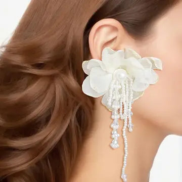 Lily earrings